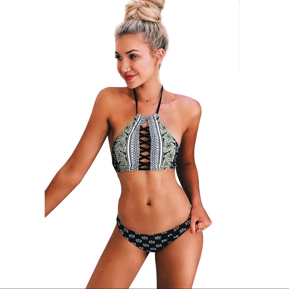 Cupshe high neck cheeky bikini